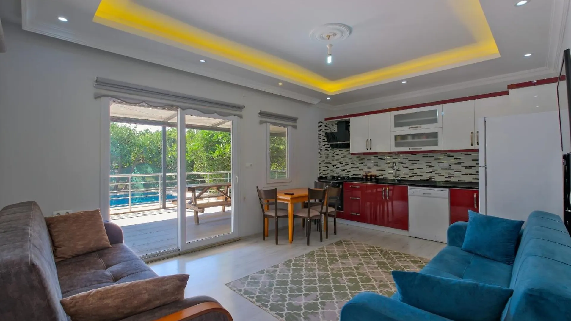 Avci Villa-Fethiye 3+1 In Garden With Private Pool, 10 Minutes To The Beach Fethiye
