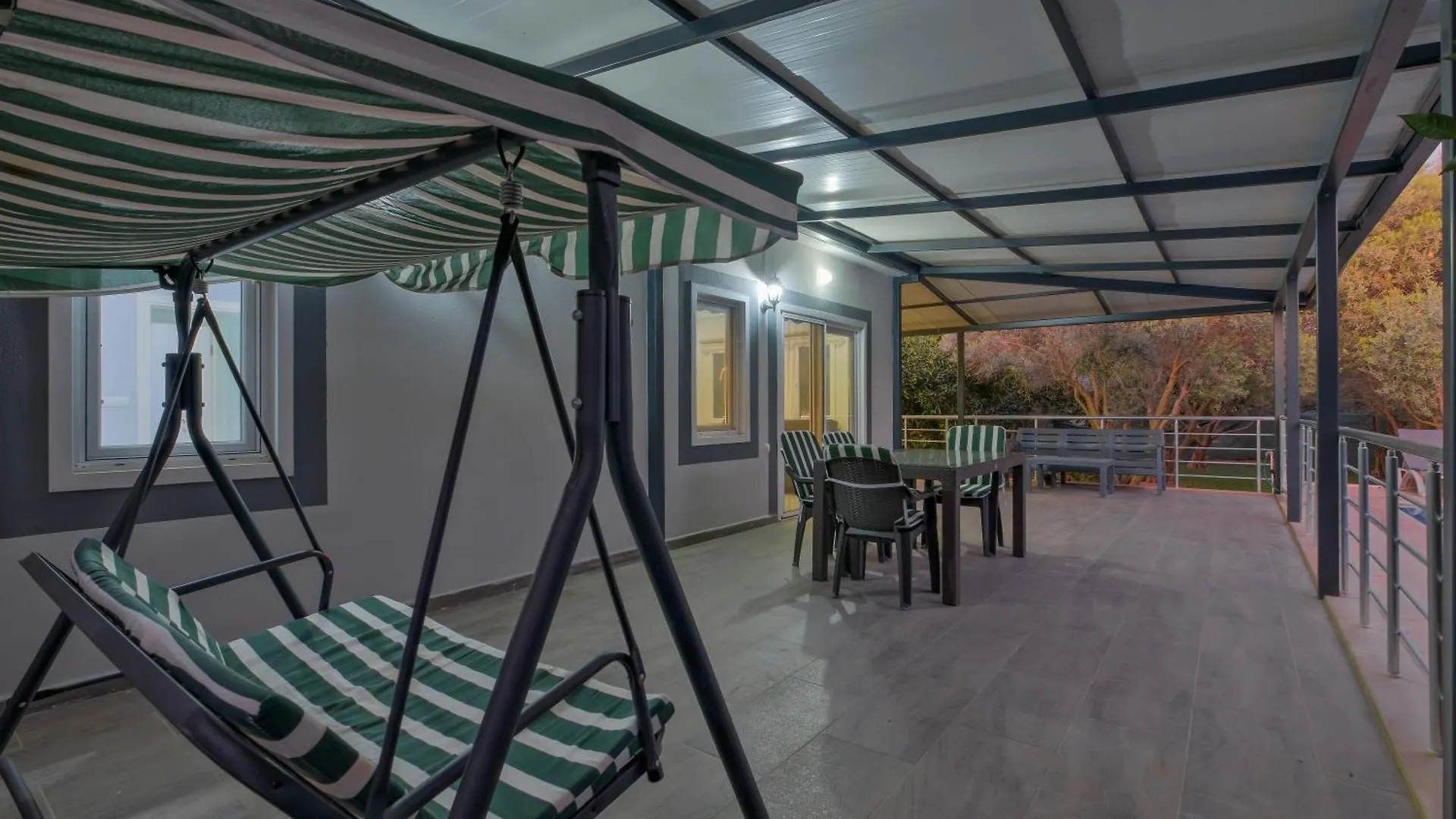 Villa Avci Villa-Fethiye 3+1 In Garden With Private Pool, 10 Minutes To The Beach