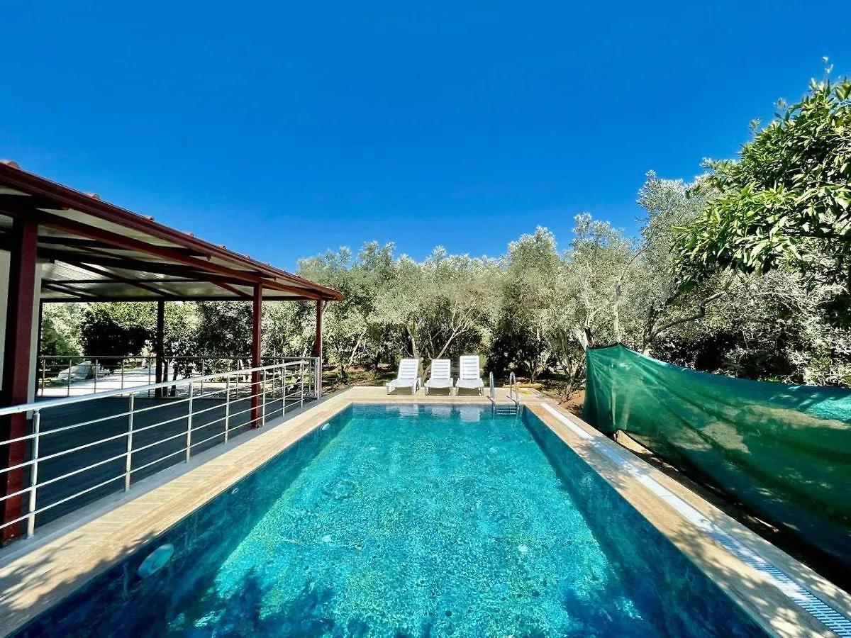 Avci Villa-Fethiye 3+1 In Garden With Private Pool, 10 Minutes To The Beach Fethiye