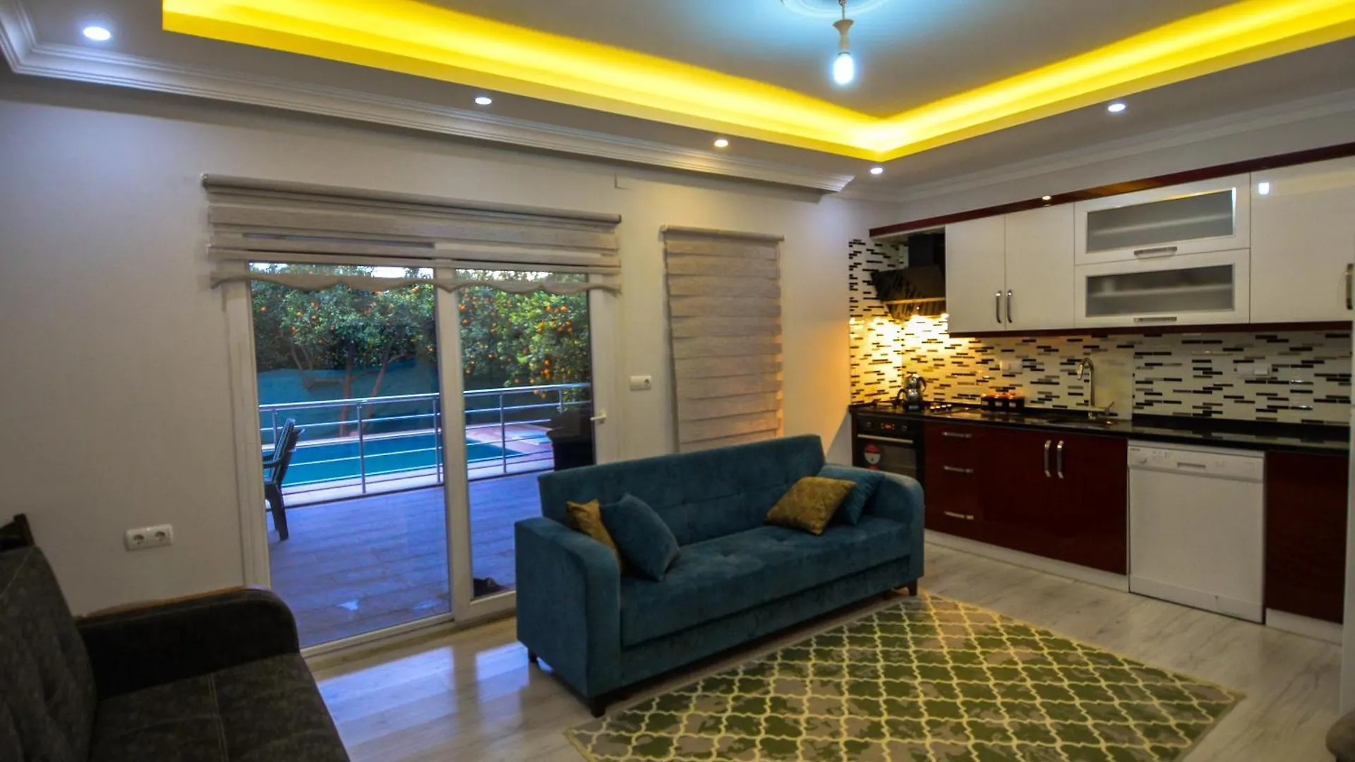 Vila Avci Villa-Fethiye 3+1 In Garden With Private Pool, 10 Minutes To The Beach Turecko